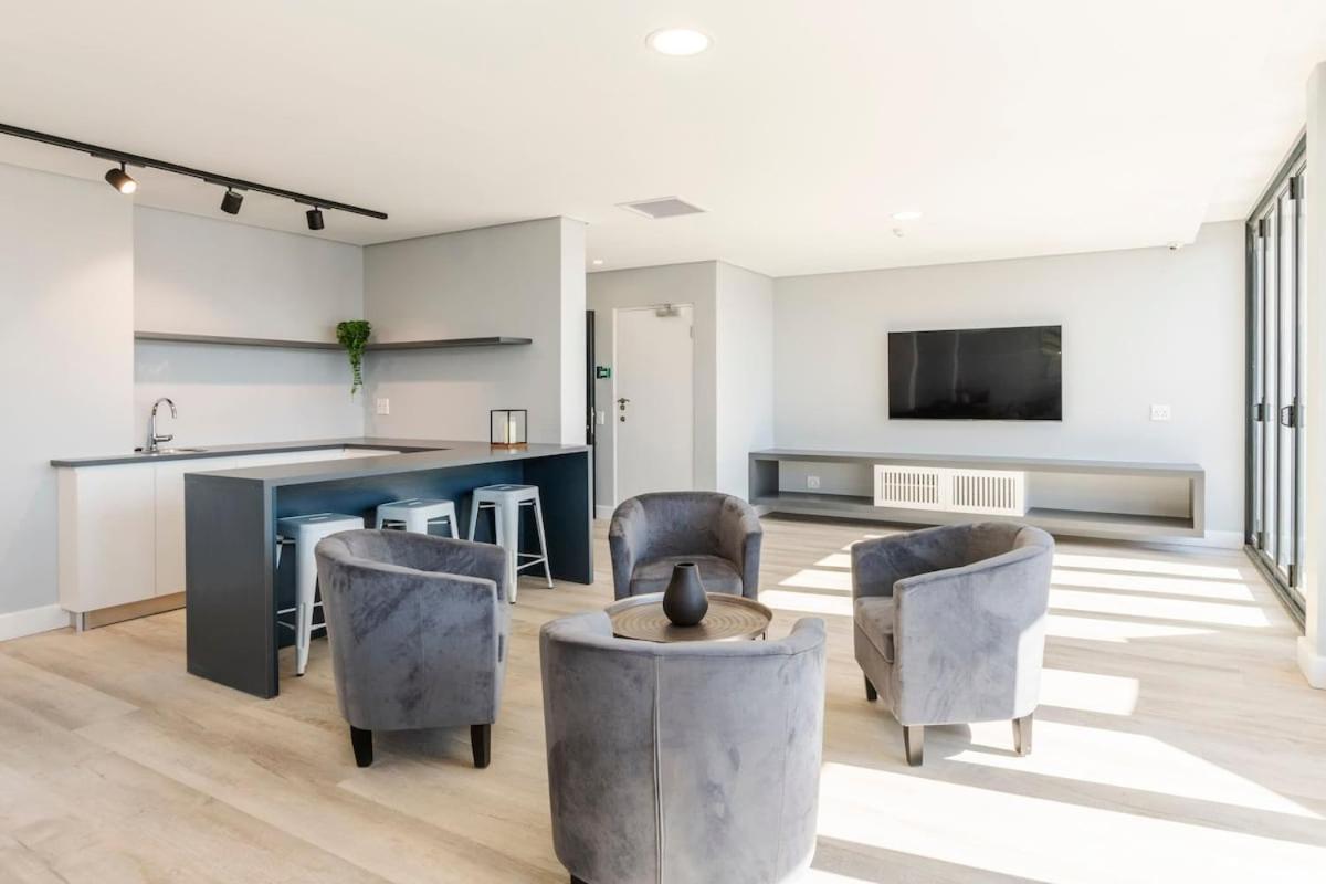 Woodstock 2 Bedroom Aptmts On Views Parking Kapstadt